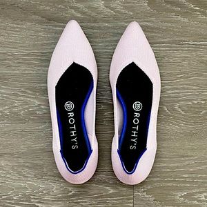 Rothy’s retired Petal Pink Point Ballet Flat with Signature Blue Halo